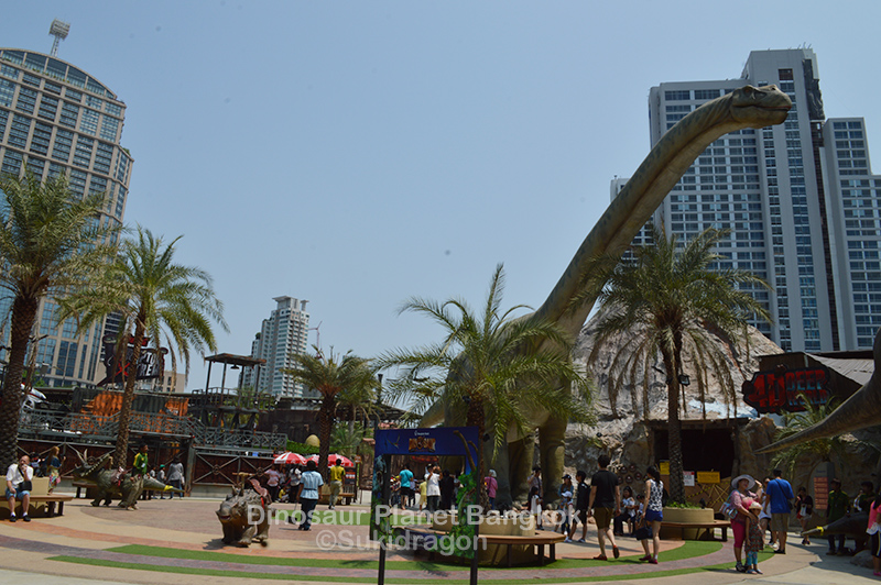 Dinosaur Planet Bangkok ©Sukidragon Dinosaur Planet Bangkok ©Sukidragon